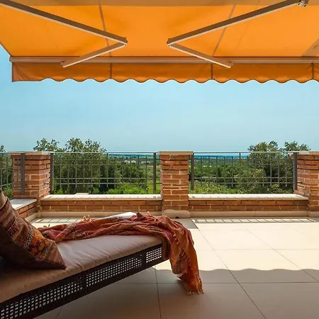 Holiday home Arta *