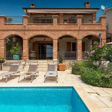 Arta Holiday home