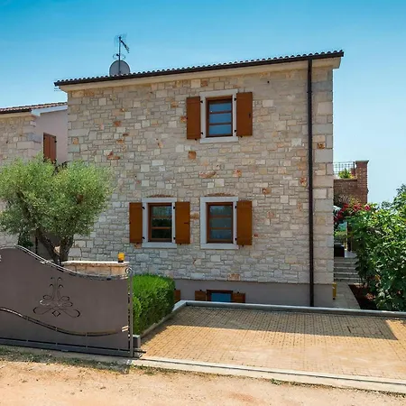 Arta Holiday home